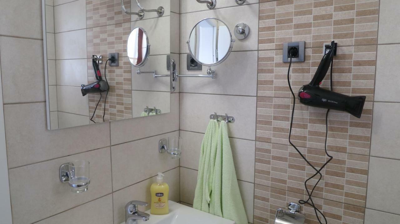 Studio Apartment Branka Malinska Εξωτερικό φωτογραφία